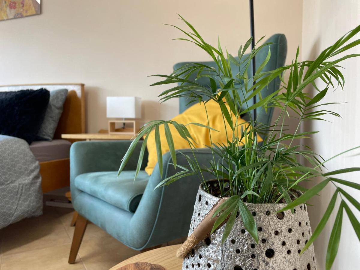 Cozy Apartment In Heart Athens Near Metro Fix 100M ภายนอก รูปภาพ