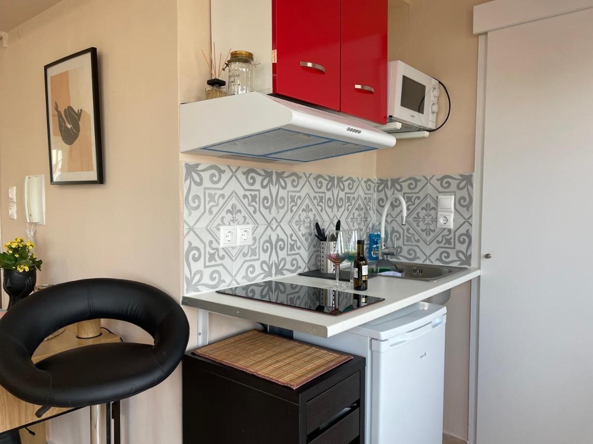 Cozy Apartment In Heart Athens Near Metro Fix 100M ภายนอก รูปภาพ