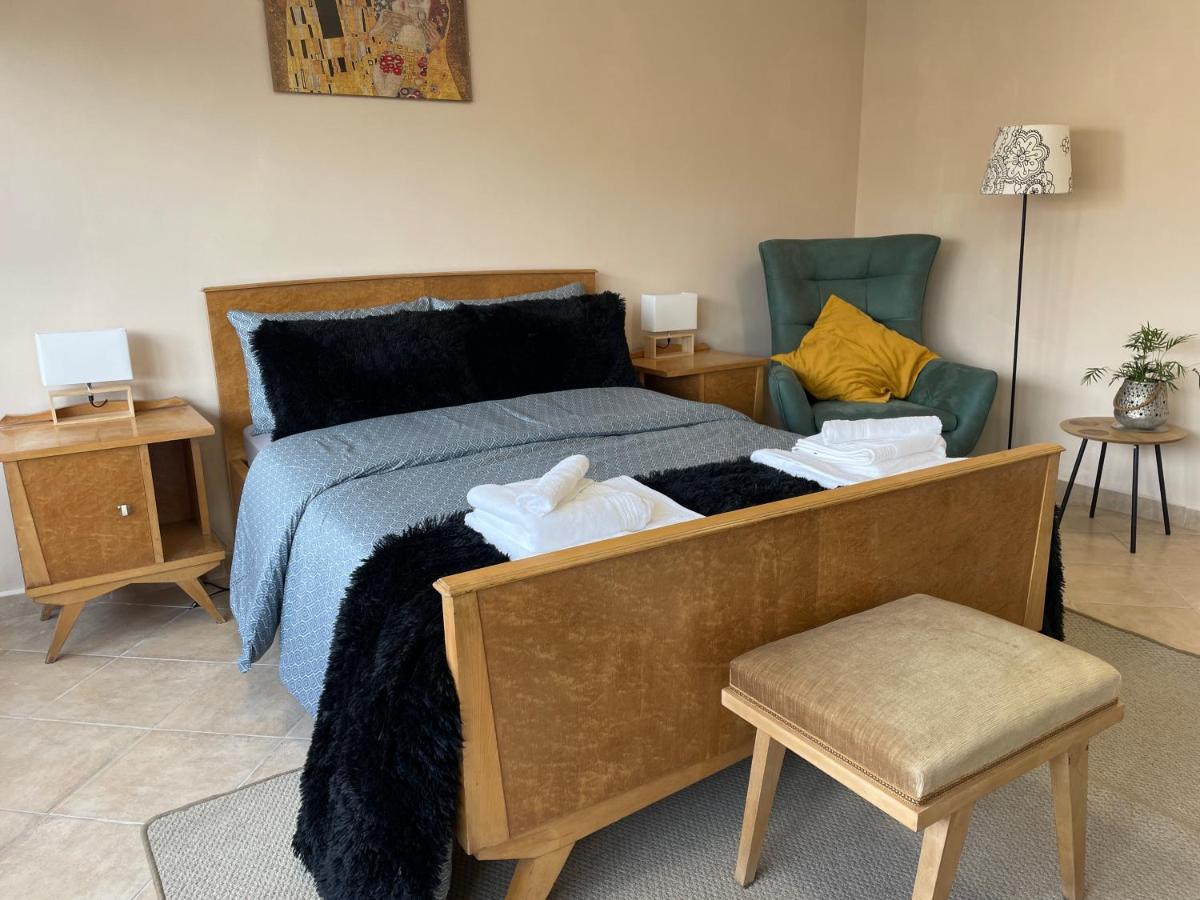 Cozy Apartment In Heart Athens Near Metro Fix 100M ภายนอก รูปภาพ